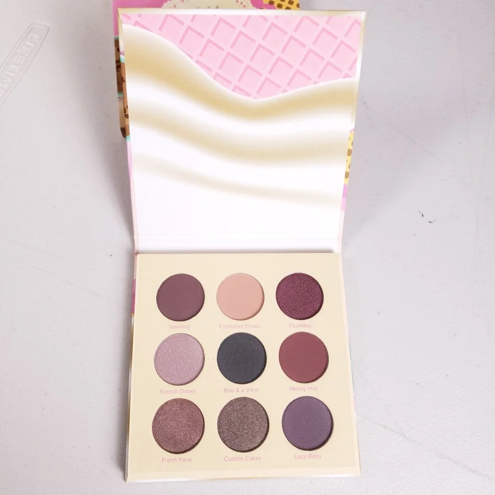 Eyeshadow wake up